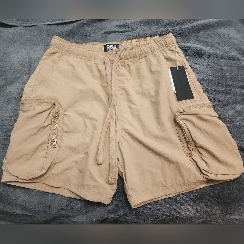 Essentials Tan Men's Shorts